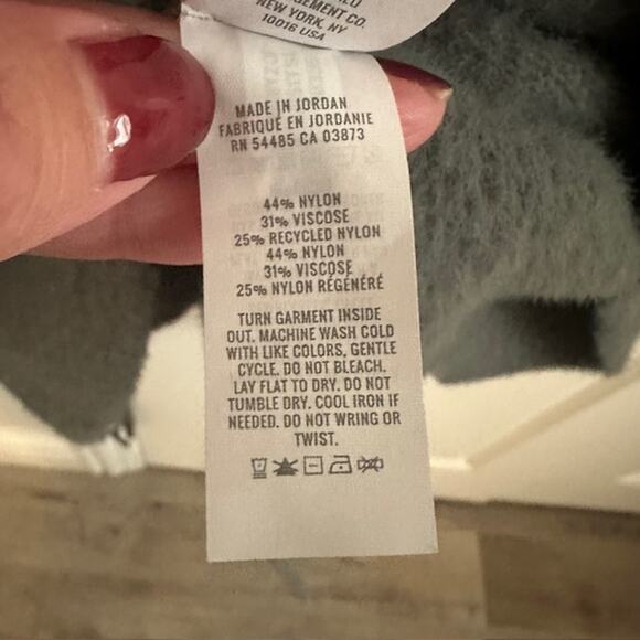 Aerie Sweater Cowl Neck Oversized Pullover Fuzzy Size: Medium Color: Green - Picture 8 of 9